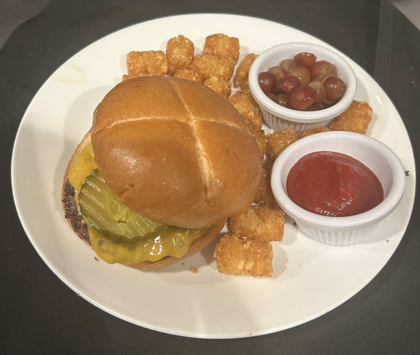 KID’S BURGER 